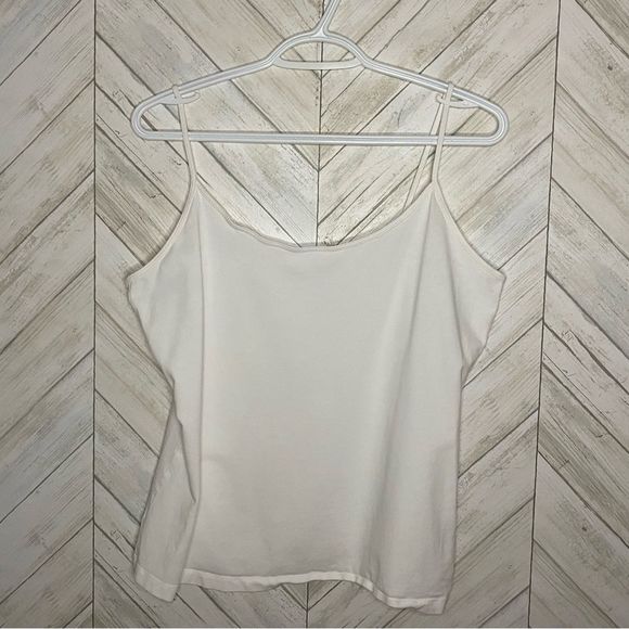 H&M Tops - H&M basics white tank top